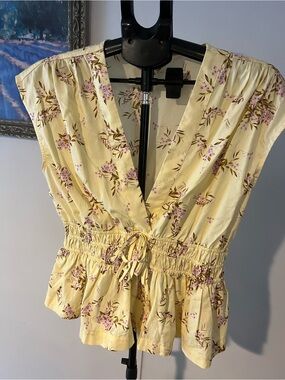 Dkny Yellow Floral V-Neck Drawstring Peplum Blouse